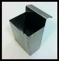 Papir/bakke holder for ophæng